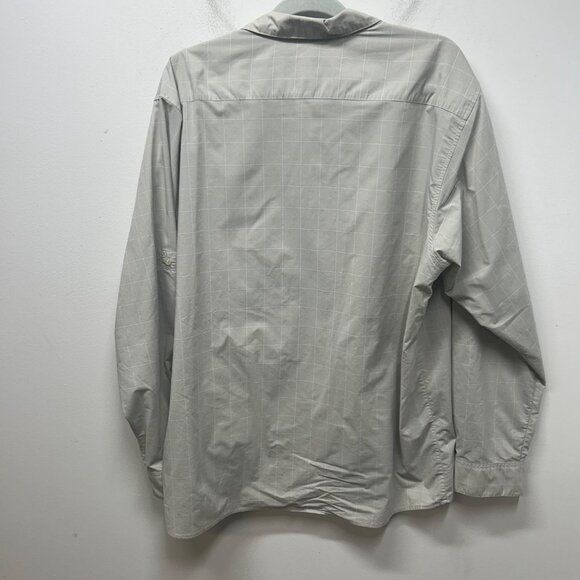 Patagonia Lightweight Long Sleeve Button down Zip Pocket Gray Plaid Size XL - Picture 7 of 9